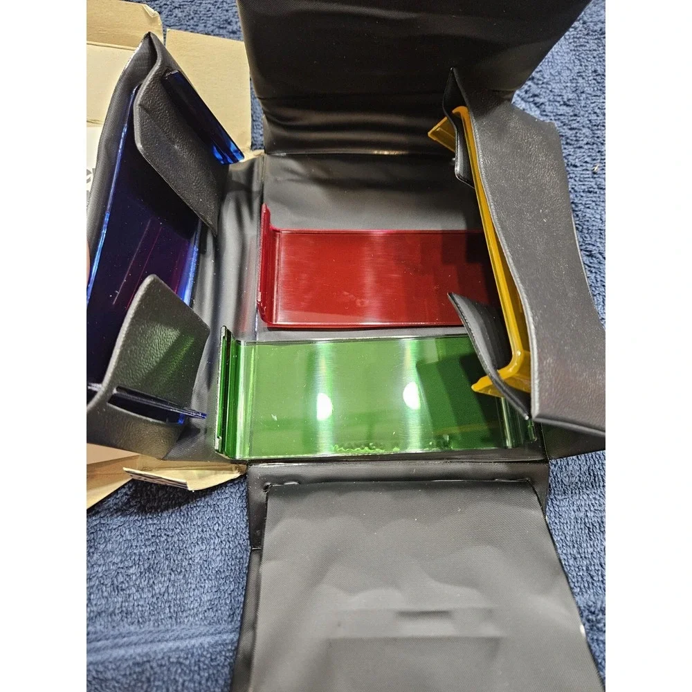 Metz Mecablitz Farbfilter colored set 60-21 with manual and case. New old stock